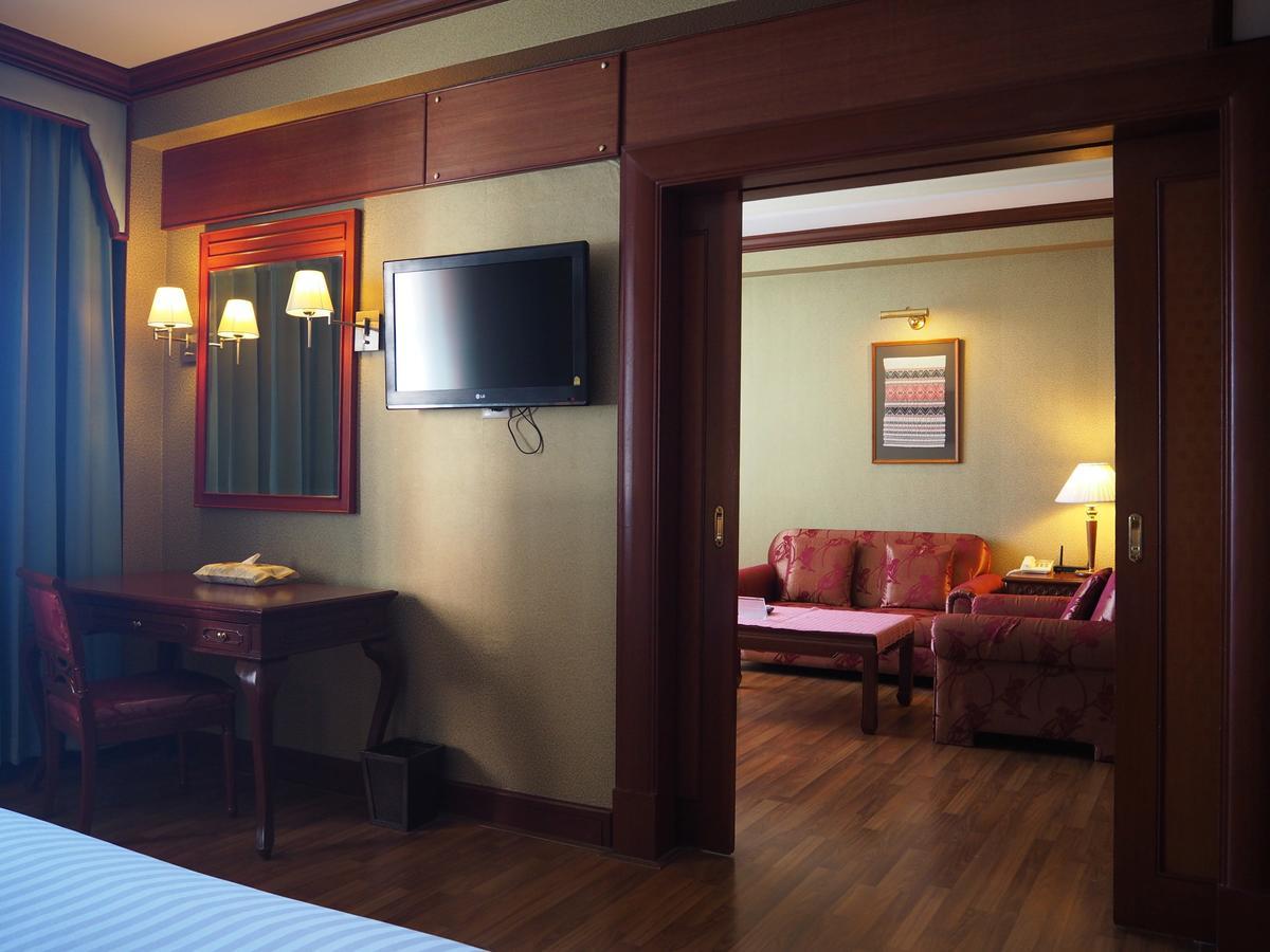 Charoen Thani Hotel, Khon Kaen Zewnętrze zdjęcie